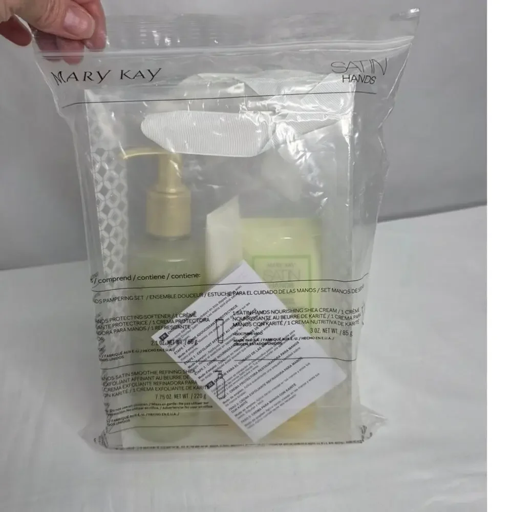 Satin Hands Mary Kay White Tea & Citrus Pampering Gift Set With Bag